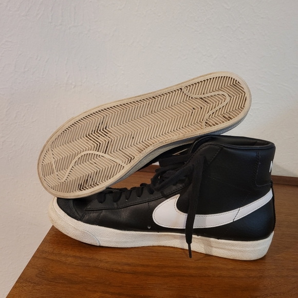 Nike Blazer Mid 77 - Picture 4 of 5